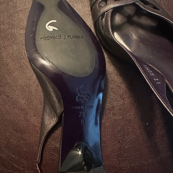 Vintage Donald J Pliner Metallic PointyToe Sling Back Heels 7.5 - Picture 4 of 7